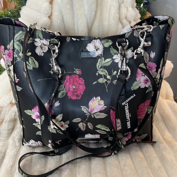 Karl Lagerfeld Handbags - Karl Lagerfeld NWT floral extra large reversible Adele tote with large pouch